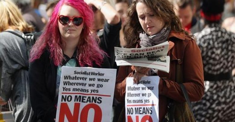 احتجاجات سابقة في لندن على أحكام قضائية في قضايا اغتصاب لم تدن الجناة
