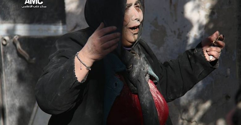 ‫إمرأة فقدت منزلها ونجت من قصف الطيران الروسي حي ‫#‏الكلاسة‬ بـ ‫#‏حلب‬